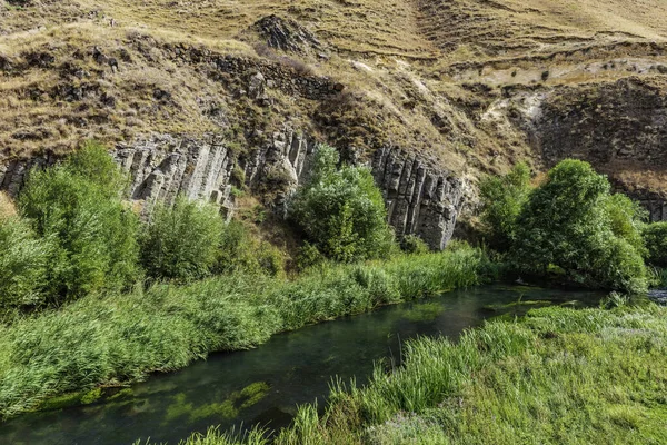 Paisagem do rio Vorotan cenário Syunik Arménia marco — Fotografia de Stock