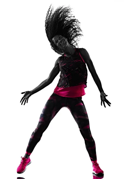 여자 흉부외과 댄서가 건강 운동을 할 때 흰색 배경만 따로 하는 운동 — 스톡 사진