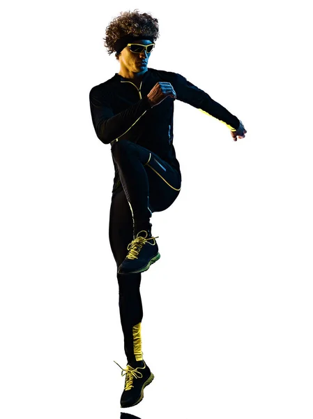 Youg běžec běžec běh jogging muž silueta izolované bílé pozadí — Stock fotografie