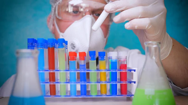 Labor Verrückt Arzt Verrückt Wissenschaftler Lustig Chemiker Mann Glas Ausrüstung — Stockfoto