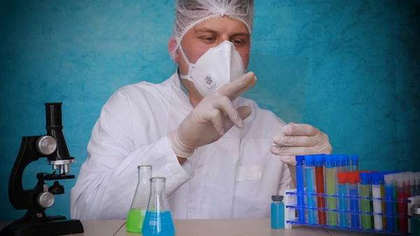 Labor Verrückt Arzt Verrückt Wissenschaftler Lustig Chemiker Mann Glas Ausrüstung — Stockfoto