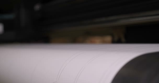 Печатная Машина Печатает Код Бумаге Ткани Даты Временной Код Строки — стоковое видео