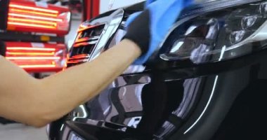 Araba için siyah paspaslar Kuru Temizlik, elektrikli süpürge kir, pembe kauçuk eldiven, araba yıkama kaldırır. Araba seramik Işçisi araba pencerelerini seramik (koruyucu yağmur örtüsü) bir tabaka uygular. Konsept: nano koruma, farklı aksesuarlar, koruma