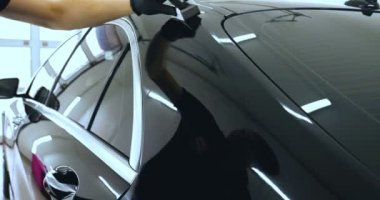 Araba için siyah paspaslar Kuru Temizlik, elektrikli süpürge kir, pembe kauçuk eldiven, araba yıkama kaldırır. Araba seramik Işçisi araba pencerelerini seramik (koruyucu yağmur örtüsü) bir tabaka uygular. Konsept: nano koruma, farklı aksesuarlar, koruma