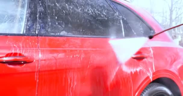 Los Trabajadores Profesionales Revisan Coche Busca Arañazos Después Lavado Coches — Vídeo de stock