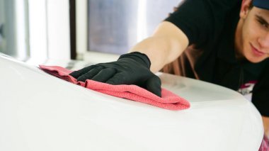 yetişkin, oto, otomobil, otomotiv, siyah, buff, buffing, burnish, araba, bakım, temiz, detaylandırma, istihdam, sabitleme, garaj, parlak, el, sanayi, iş, iş, makine, bakım, erkek, erkek, mekanik, mekanik, boya, cila, parlatıcı, onarım, re