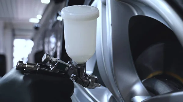 Profesyonel kaplama seramik tekerlekler ve lastik, boya için sprey tabanca, araba servisi, dükkan, yıkama.