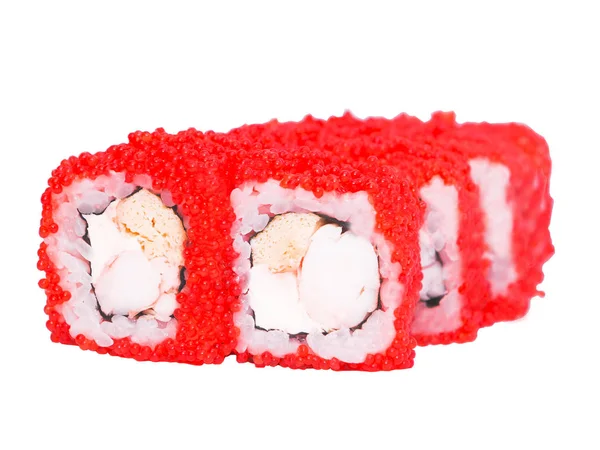 サーモン アボカド マグロ キュウリを白い背景に一列に並べて1つ以上のマキロール 米と海苔の新鮮な細巻 寿司ロールで美味しい日本食のクローズアップ — ストック写真