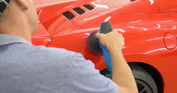 Centro Coches Garaje Los Profesionales Pulir Coche Deportivo Nuevo Pulido — Vídeo de stock