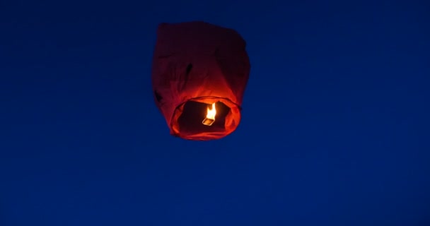 Balão Fogo Sky Lanterna Lanternas Voadoras Balões Quente Lanterna Voa — Vídeo de Stock