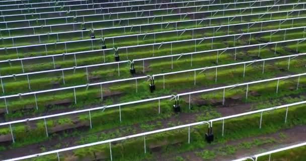 Ariel Vista Girato Drone Campo Agricolo Sono Sacco Pannelli Solari — Video Stock