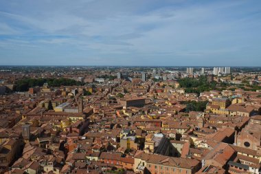 Kenti Bologna, İtalya, üst noktasından