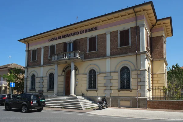 San Giovanni In Marignano, İtalya - Temmuz 2017; Bir bina üzerinde merkezi Meydanı, San Giovanni in Marignano city, İtalya