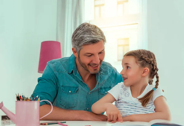 Bildung zu Hause — Stockfoto