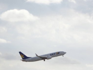 Modern jet uçağı görünümü, Moskova, Rusya.