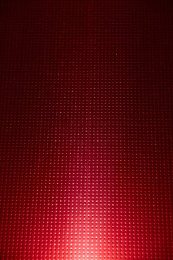 Kırmızı arka plan beyaz nokta ve beyaz bir parlaklık