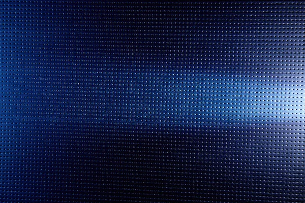 Siyah nokta mavi bir arka plan üzerinde yatay beyaz ışık