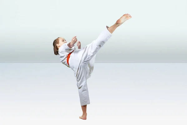 High Kick Leg Beating Girl Red Belt — Stock Photo, Image