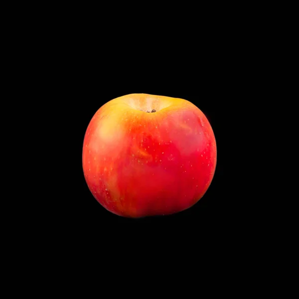 Pomme Rouge Isolée Sur Fond Noir — Photo