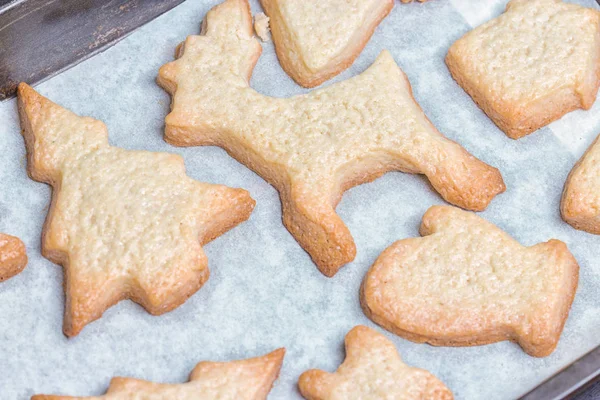 Festliche Weihnachtsplätzchen Hintergrund Sind Sandkekse Form Eines Weihnachtsbaums Hirsche Menschen — Stockfoto