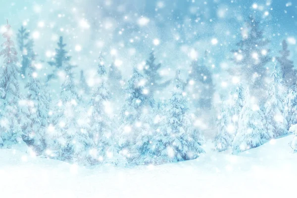 雪の冬の背景とあなたのための無料のスペースと霜 — ストック写真