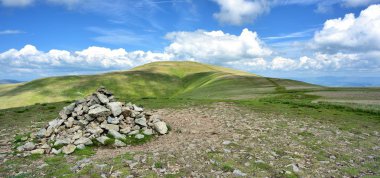 Watson'ın Dodd cairn ve büyük Dodd kadar parça