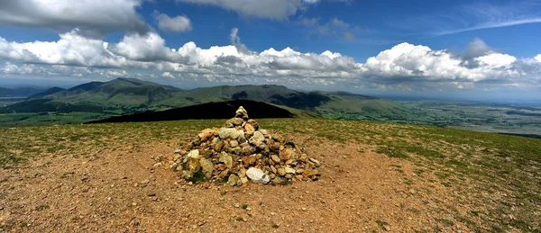 Skiddaw ve Blencathra büyük Dodd üzerinden