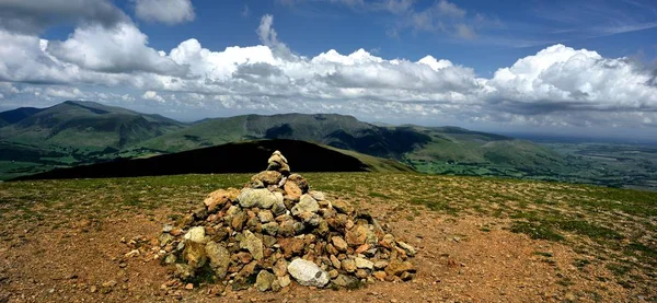 Skiddaw ve Blencathra büyük Dodd üzerinden