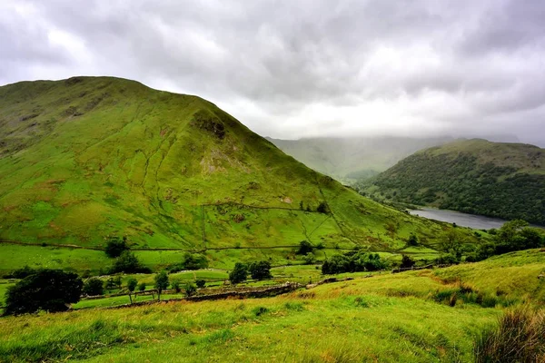 Hartsop 的绿色牧场 — 免费的图库照片