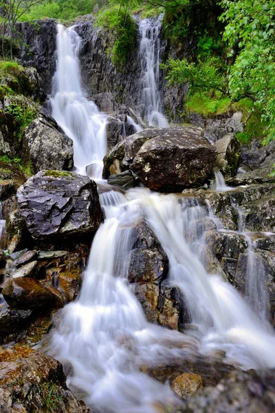 Fyra Vattenfall Angletarn Beck — Stockfoto