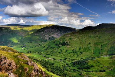 Hartssop düşük ahşap kadar evden gelen