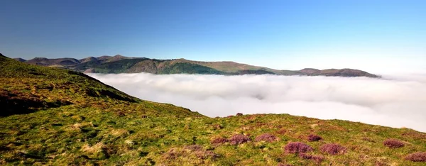 Brume Matinale Dessous Crête Ullock Pike — Photo