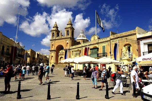 Marsaxlokk Malta Ottobre 2018 Chiesa Parrocchiale Nostra Signora Pompei Mercato — Foto Stock