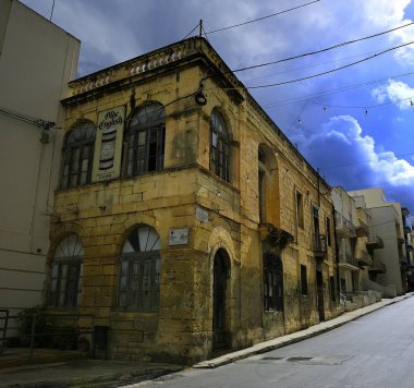 Mellieha, Malta - 4 Ekim 2018: eski ev, Gorg Borg Olivier, Malta Başbakan