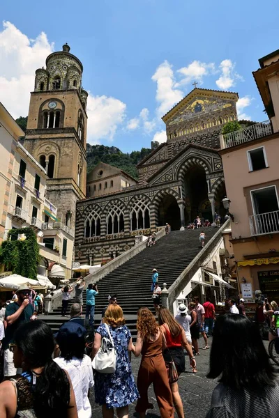 Amalfi Italien Juli 2018 Touristen Der Kathedrale Des Heiligen Andrew — Stockfoto