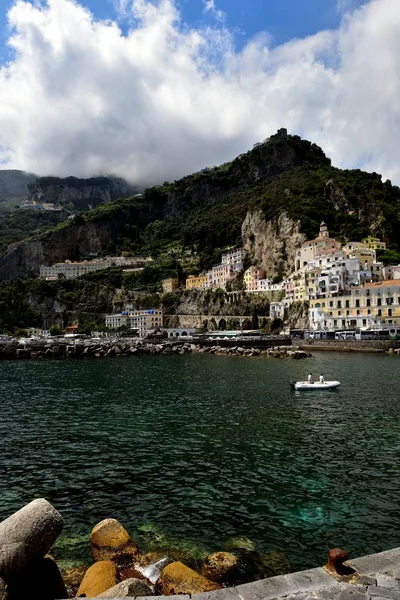 Amalfi Itay Julio 2018 Concurrido Puerto Amalfi — Foto de Stock
