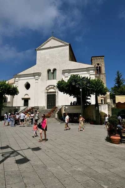 Turistas que visitam Ravello — Fotografia de Stock