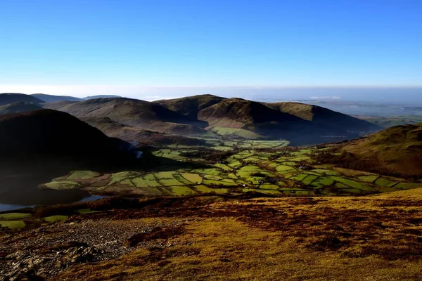 Loweswater Fells Whiteside üzerinden — Stok fotoğraf