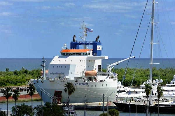 Yacht Express w Fort Lauderdale — Zdjęcie stockowe