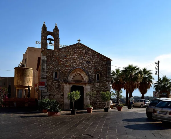 La Chiesa di Sant'Antonio al sole della sera — Foto Stock