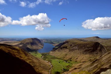Paragliders over Kirk Fell clipart