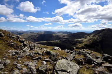 Büyük Gable gelen Tarn Serpme