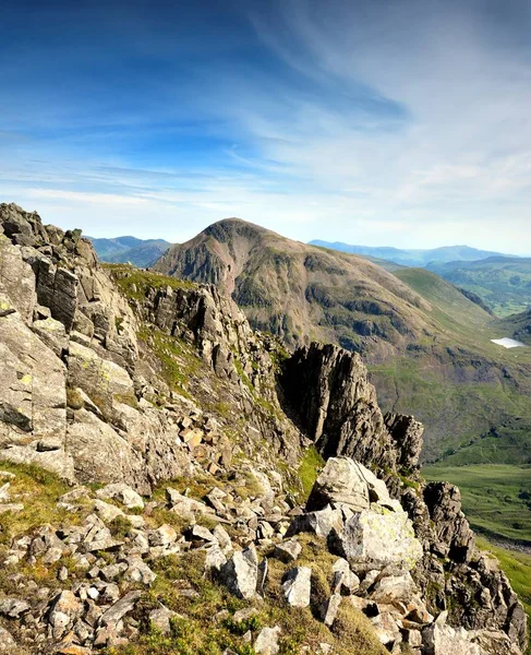 Vista deslumbrante do cume de Lingmell Fell — Fotografia de Stock