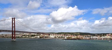 Targus Nehri ve 25 Nisan Köprüsü