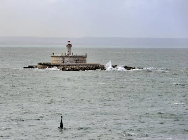 The entrance light house to  the Targus river — Stock Photo, Image