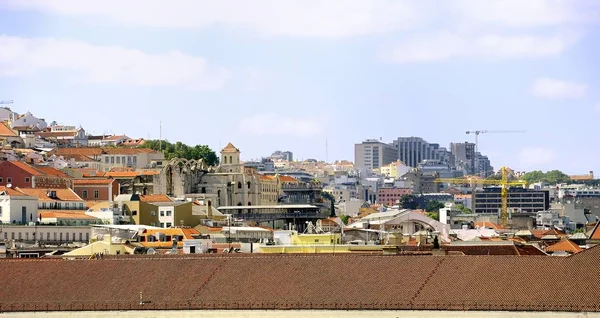 Lizbon'un değişen silueti — Stok fotoğraf