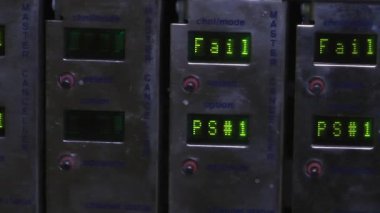 Aygıt hatası, yeşil ekran ticker.