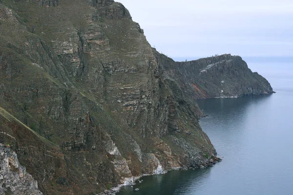 Lago Baikal Verano Vista Isla Olkhon Tiempo Lluvioso Neblinoso Fondo — Foto de Stock