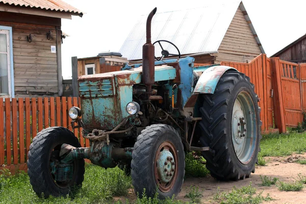 Baikal Russland Juni 2019 Nahaufnahme Eines Blauen Oldtimer Traktors Landwirtschaftliches — Stockfoto