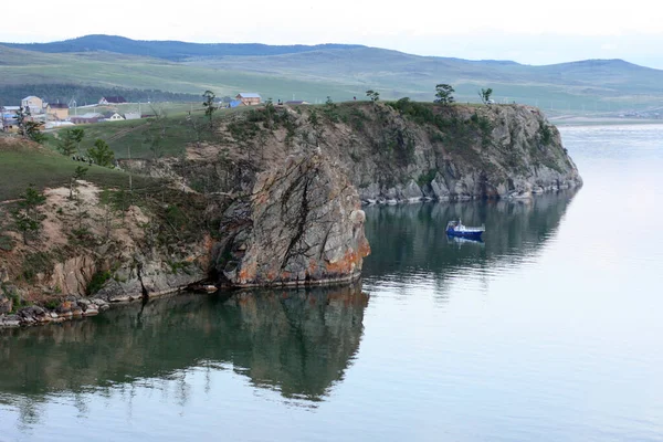 Λίμνη Baikal Καλοκαίρι Σάνσετ Άποψη Του Φυσικού Ορόσημου Του Νησιού — Φωτογραφία Αρχείου